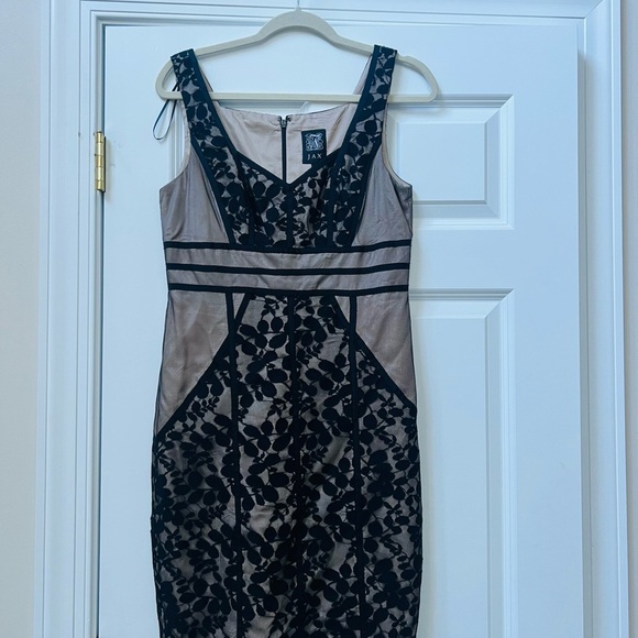 COPY - Jax size 8 stunning Black and Tan Lace Dress - Picture 1 of 7
